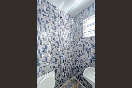 Casa para alugar com 100m², 2 quartos e 1 vagaBanheiro de serviço