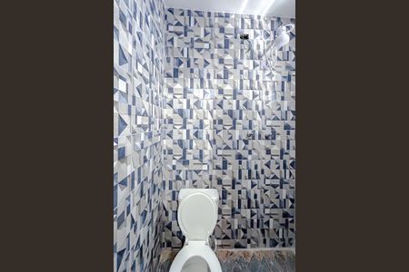 Casa para alugar com 100m², 2 quartos e 1 vagaBanheiro de serviço