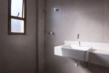 Apartamento à venda com 68m², 2 quartos e 2 vagasBanheiro suite 2