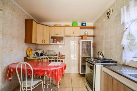 Casa à venda com 210m², 4 quartos e 2 vagasCozinha 2