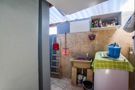 Casa à venda com 210m², 4 quartos e 2 vagasÁrea de Serviço 2