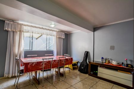 Casa à venda com 210m², 4 quartos e 2 vagasSala 2