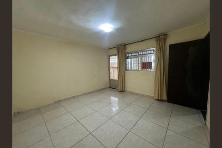 Casa à venda com 3 quartos, 200m² em Moinho Velho, São Paulo