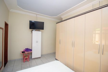 Quarto Suíte de casa à venda com 3 quartos, 180m² em Tropical, Contagem
