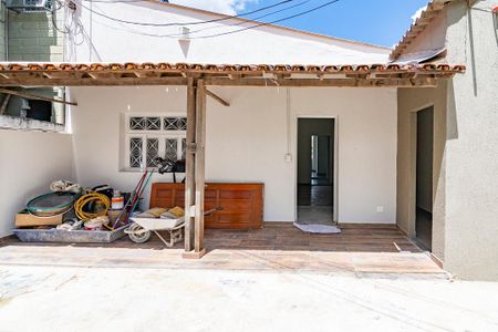 Casa para alugar com 80m², 3 quartos e 1 vagaVaranda