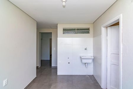 Casa para alugar com 80m², 3 quartos e 1 vagaÁrea de Serviço