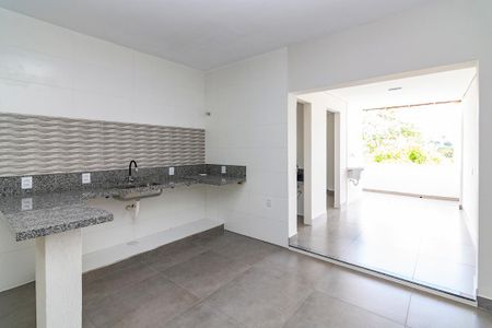 Cozinha de casa para alugar com 2 quartos, 80m² em Caiçaras, Belo Horizonte
