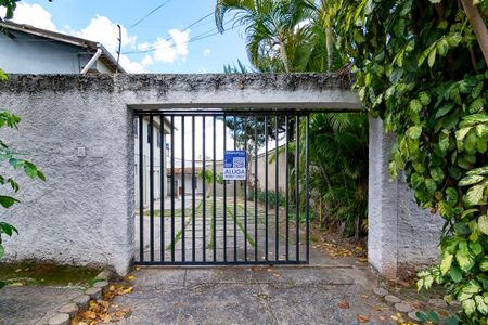 Casa para alugar com 80m², 2 quartos e 1 vagaplaca instalada em 23/12/2025 com o código SCKE-152