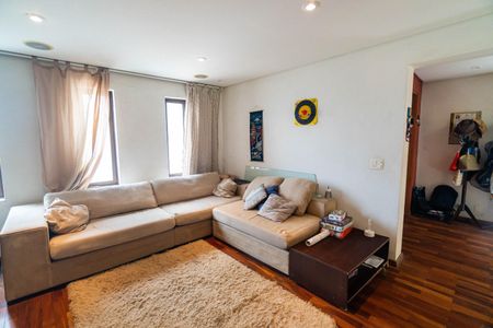 Casa para alugar com 156m², 3 quartos e 2 vagasSala