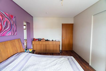 Casa para alugar com 156m², 3 quartos e 2 vagasSuite