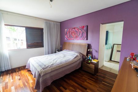 Casa para alugar com 156m², 3 quartos e 2 vagasSuite