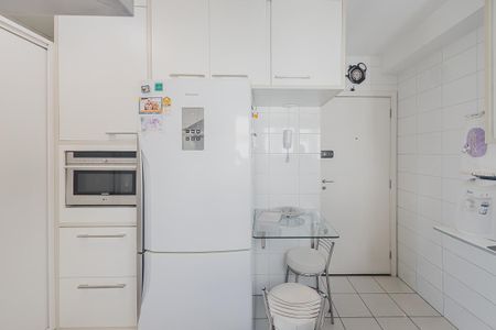 Apartamento à venda com 120m², 3 quartos e 2 vagasCozinha