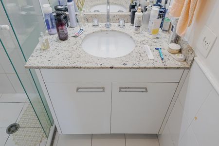 Apartamento à venda com 120m², 3 quartos e 2 vagasBanheiro