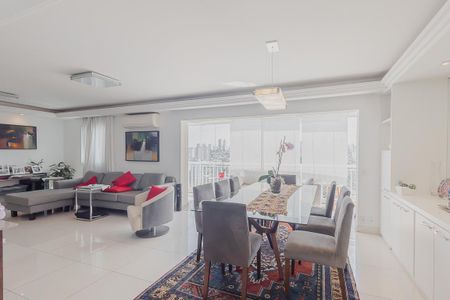 Sala de apartamento à venda com 3 quartos, 120m² em Alto de Pinheiros, São Paulo