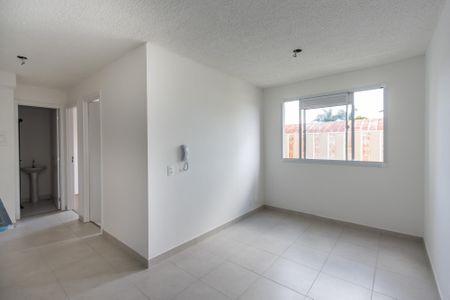Apartamento para alugar com 2 quartos, 34m² em Parque Industrial Tomas Edson, São Paulo