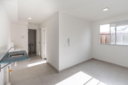 Apartamento para alugar com 2 quartos, 34m² em Parque Industrial Tomas Edson, São Paulo