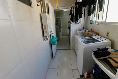 Apartamento à venda com 94m², 2 quartos e 1 vagaÁrea de Serviço