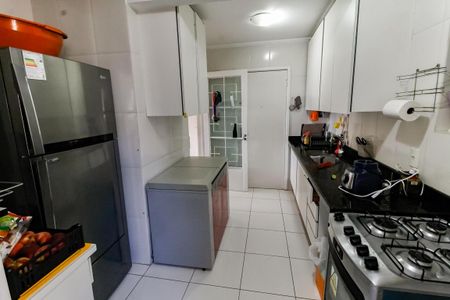 Apartamento à venda com 94m², 2 quartos e 1 vagaCozinha - Armários