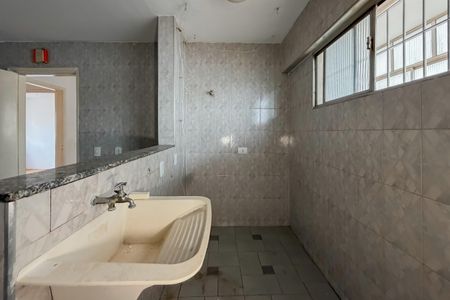 Apartamento para alugar com 67m², 2 quartos e sem vagaÁrea de Serviço