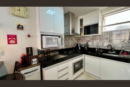 Apartamento à venda com 100m², 3 quartos e 1 vagacozinha