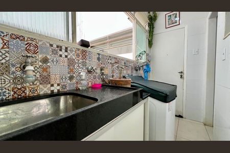 Apartamento à venda com 100m², 3 quartos e 1 vagaÁrea de Serviço