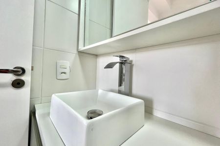 Apartamento para alugar com 34m², 2 quartos e sem vagaBanheiro