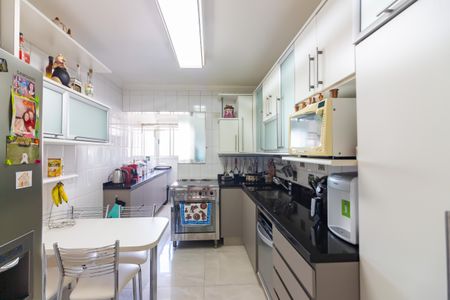 Apartamento à venda com 156m², 3 quartos e 4 vagasCozinha 