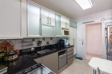 Apartamento à venda com 156m², 3 quartos e 4 vagasCozinha 