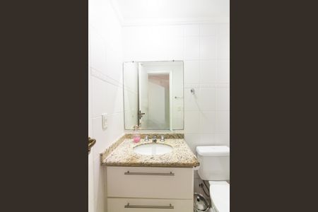 Apartamento à venda com 156m², 3 quartos e 4 vagasBanheiro da Suíte 2