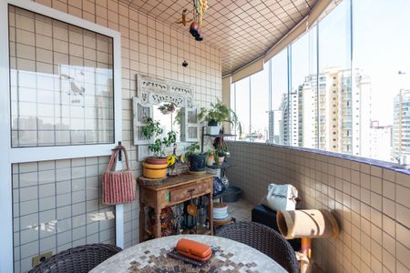 Apartamento à venda com 156m², 3 quartos e 4 vagasSacada