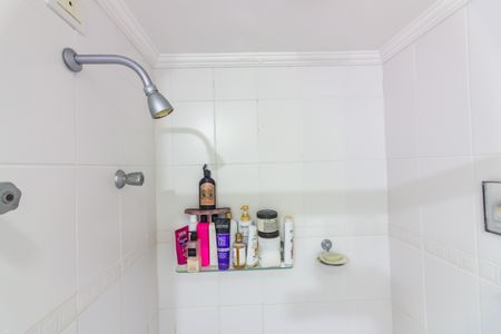 Apartamento à venda com 156m², 3 quartos e 4 vagasBanheiro da Suíte 2