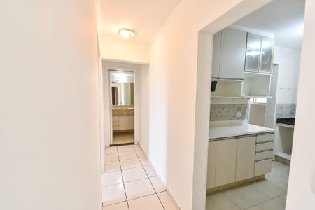 Apartamento para alugar com 68m², 2 quartos e 1 vagaCorredor