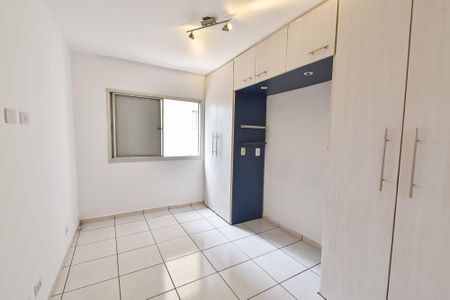 Apartamento para alugar com 68m², 2 quartos e 1 vagaQuarto 2