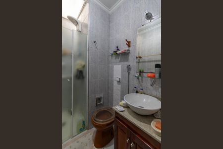 Casa à venda com 200m², 3 quartos e 1 vagaBanheiro