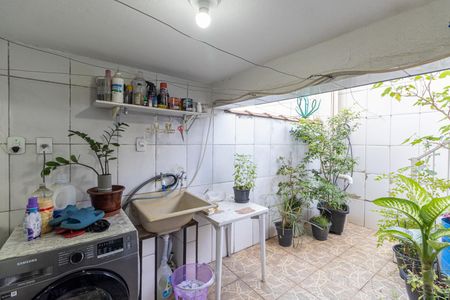 Casa à venda com 200m², 3 quartos e 1 vagaÁrea de Serviço