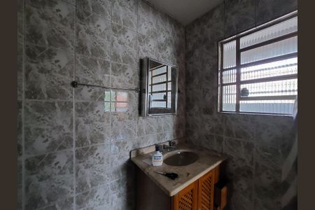 Casa para alugar com 125m², 3 quartos e 1 vaga Casa para alugar com 125m², 3 quartos e 1 vagaBanheiro 1