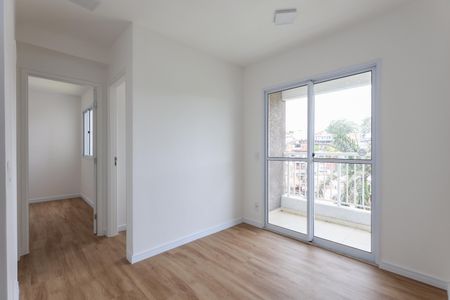Sala de apartamento para alugar com 2 quartos, 40m² em Parque Ipe, São Paulo