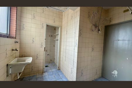 Apartamento à venda com 77m², 2 quartos e 1 vagaÁrea de serviço 