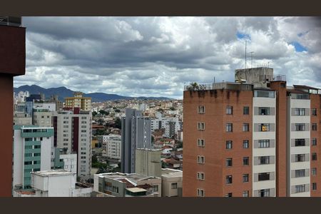 Vista  de apartamento à venda com 2 quartos, 77m² em Alto Barroca, Belo Horizonte