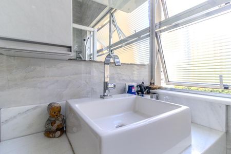 Apartamento para alugar com 60m², 1 quarto e sem vagaBanheiro