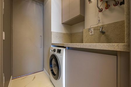 Apartamento para alugar com 85m², 2 quartos e 1 vaga Apartamento para alugar com 85m², 2 quartos e 1 vagaLavanderia