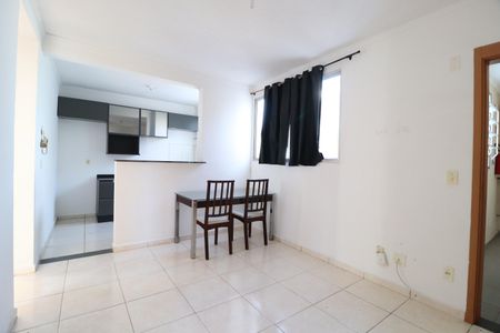 Sala de apartamento para alugar com 2 quartos, 49m² em Chácaras Tubalina e Quartel, Uberlândia