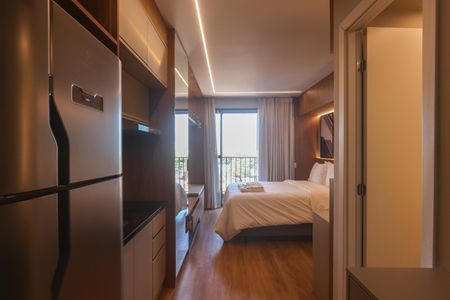 Quarto Suíte de kitnet/studio para alugar com 1 quarto, 24m² em Vila Olímpia, São Paulo