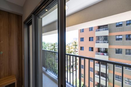 Varanda  de apartamento para alugar com 1 quarto, 53m² em Alphaville Industrial, Barueri