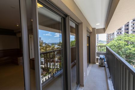 Apartamento para alugar com 53m², 1 quarto e 1 vagaVaranda 