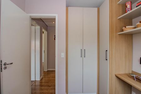 Quarto 1 de apartamento à venda com 3 quartos, 65m² em Humaitá, Porto Alegre