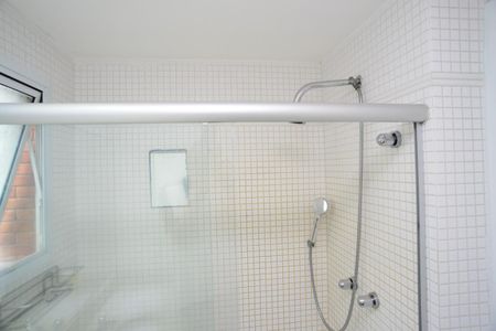 Apartamento para alugar com 133m², 4 quartos e 2 vagas Apartamento para alugar com 133m², 4 quartos e 2 vagasBanheiro Suíte 1