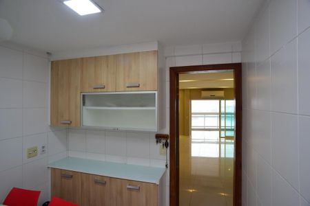 Apartamento para alugar com 133m², 4 quartos e 2 vagas Apartamento para alugar com 133m², 4 quartos e 2 vagasCozinha