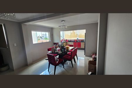 Casa à venda com 3 quartos, 276m² em Vila Formosa, São Paulo