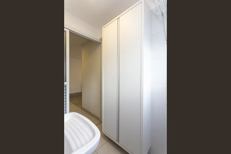 Apartamento para alugar com 66m², 2 quartos e 1 vaga Apartamento para alugar com 66m², 2 quartos e 1 vagaÁrea de Serviço